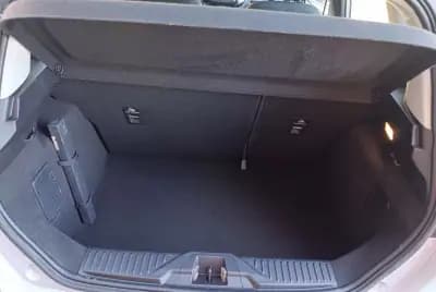 Vendo Ford Fiesta 2020 - 13990 EUR, 112785 km - AUTO.MOTO.pt