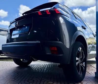 Vendo Peugeot 2008 2022 - 17950 EUR, 59000 km - AUTO.MOTO.pt