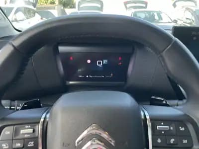 Vendo Citroën C4 2021 - 17890 EUR, 54386 km - AUTO.MOTO.pt