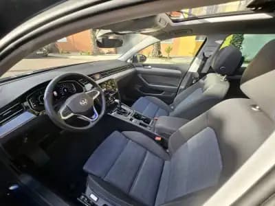 Sell Volkswagen Passat Variant 2020 - 19980 EUR, 160000 km - AUTO.MOTO.pt