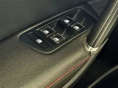 Sell Volkswagen Golf 2015 - 24990 EUR, 162000 km - AUTO.MOTO.pt