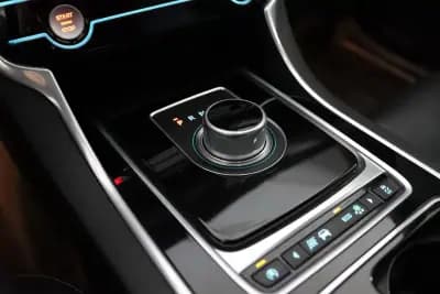 Vendo Jaguar XF 2016 - 25900 EUR, 63375 km - AUTO.MOTO.pt