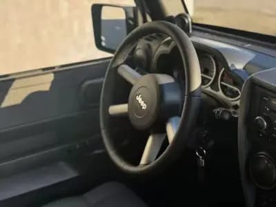 Vendo Jeep Wrangler Unlimited 2007 - 33800 EUR, 140826 km - AUTO.MOTO.pt