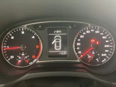 Sell Audi A1 2015 - 11900 EUR, 150000 km - AUTO.MOTO.pt