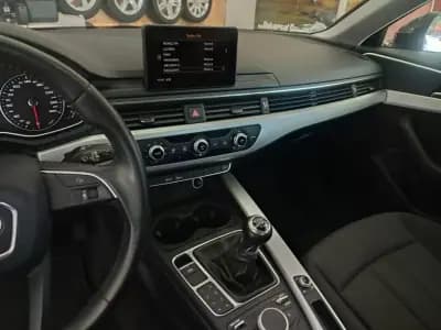 Vendo Audi A4 Avant 2017 - 18700 EUR, 168000 km - AUTO.MOTO.pt