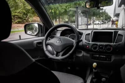 Vendo Mitsubishi L200 2010 - 19390 EUR, 192503 km - AUTO.MOTO.pt