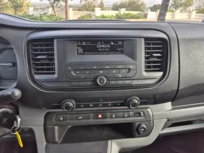 Vendo Peugeot Expert 2020 - 12950 EUR, 124434 km - AUTO.MOTO.pt