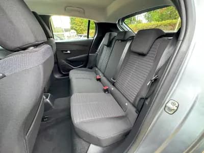 Sell Peugeot 208 2022 - 13800 EUR, 40000 km - AUTO.MOTO.pt