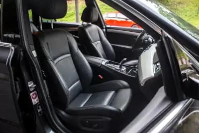 Vendo BMW 520 Gran Turismo 2015 - 19990 EUR, 183123 km - AUTO.MOTO.pt