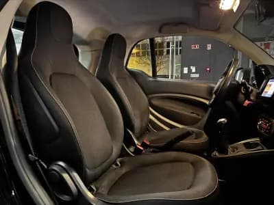 Sell Smart Fortwo Cabrio 2017 - 10990 EUR, 80200 km - AUTO.MOTO.pt