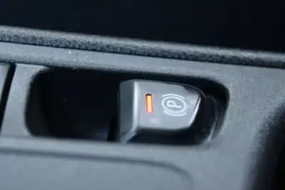 Sell Toyota Yaris 2021 - 19900 EUR, 74773 km - AUTO.MOTO.pt