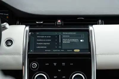 Vendo Land Rover Discovery Sport 2021 - 36950 EUR, 63000 km - AUTO.MOTO.pt