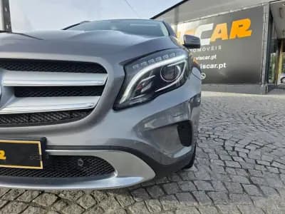 Vendo Mercedes-Benz GLA 200 2014 - 20790 EUR, 117000 km - AUTO.MOTO.pt