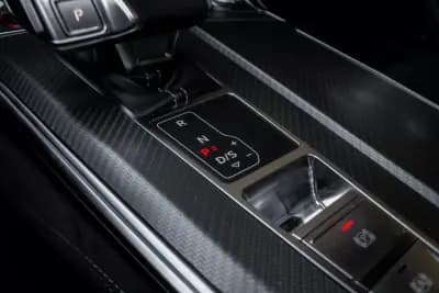 Vendo Audi RS6 Avant 2021 - 114000 EUR, 74634 km - AUTO.MOTO.pt