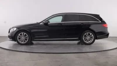 Vendo Mercedes-Benz C 220 2018 - 23999 EUR, 157121 km - AUTO.MOTO.pt