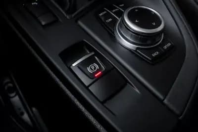 Vendo BMW X1 2021 - 22750 EUR, 130353 km - AUTO.MOTO.pt