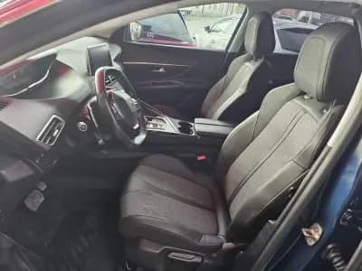 Vendo Peugeot 3008 2020 - 18999 EUR, 72900 km - AUTO.MOTO.pt