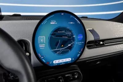 Sell MINI 2024 - 33500 EUR, 8997 km - AUTO.MOTO.pt