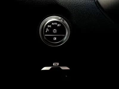 Sell Mercedes-Benz C 300 2023 - 41900 EUR, 69394 km - AUTO.MOTO.pt