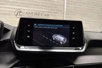 Vendo Peugeot 2008 2023 - 16950 EUR, 58860 km - AUTO.MOTO.pt