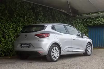Sell Renault Clio 2020 - 12900 EUR, 114844 km - AUTO.MOTO.pt