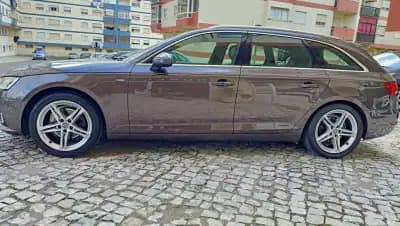 Vendo Audi A4 Avant 2017 - 19900 EUR, 194589 km - AUTO.MOTO.pt