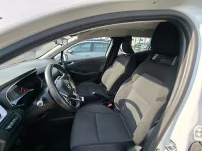 Sell Renault Clio 2021 - 14450 EUR, 159000 km - AUTO.MOTO.pt