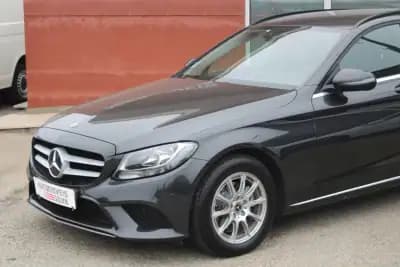 Vendo Mercedes-Benz C 200 2020 - 22990 EUR, 173000 km - AUTO.MOTO.pt