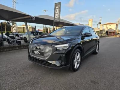 Vendo Audi Q4 e-tron 2022 - 36990 EUR, 56000 km - AUTO.MOTO.pt