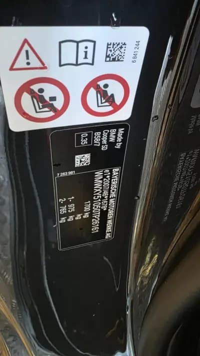 Vendo MINI 2019 - 24900 EUR, 114062 km - AUTO.MOTO.pt