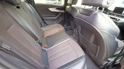 Vendo Audi A4 Avant 2017 - 19900 EUR, 194589 km - AUTO.MOTO.pt