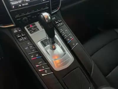 Sell Porsche Panamera 2015 - 43490 EUR, 112611 km - AUTO.MOTO.pt