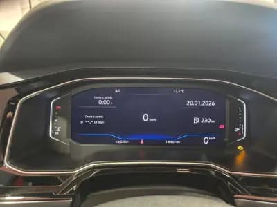 Vendo Volkswagen Polo 2018 - 16480 EUR, 138507 km - AUTO.MOTO.pt