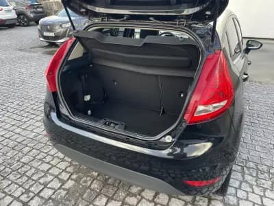 Sell Ford Fiesta 2011 - 7500 EUR, 91446 km - AUTO.MOTO.pt