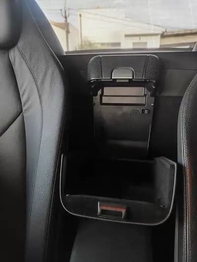 Vendo Mercedes-Benz SLK 200 2010 - 21500 EUR, 79000 km - AUTO.MOTO.pt