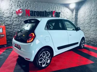 Vendo Renault Twingo 2020 - 12990 EUR, 73071 km - AUTO.MOTO.pt