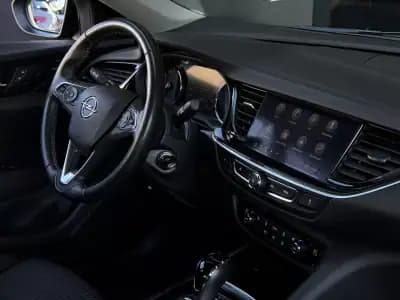 Vendo Opel Insignia Grand Sport 2022 - 17990 EUR, 102300 km - AUTO.MOTO.pt