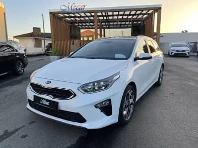 Vendo Kia Ceed SW 2020 - 18450 EUR, 180000 km - AUTO.MOTO.pt