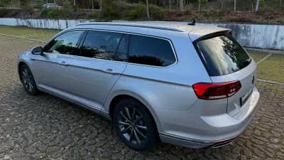 Vendo Volkswagen Passat Variant 2021 - 20900 EUR, 148000 km - AUTO.MOTO.pt