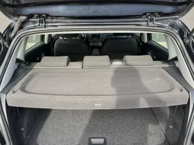 Vendo Volkswagen Polo 2015 - 8750 EUR, 140000 km - AUTO.MOTO.pt