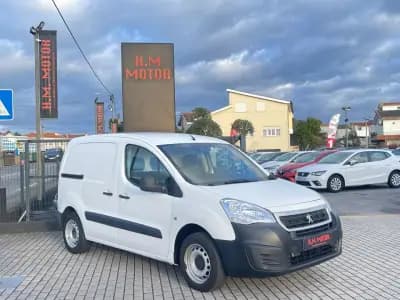 Sell Peugeot Partner 2017 - 9500 EUR, 198000 km - AUTO.MOTO.pt