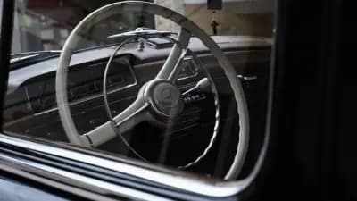 Vendo Mercedes-Benz 1956 - 45000 EUR, 39000 km - AUTO.MOTO.pt