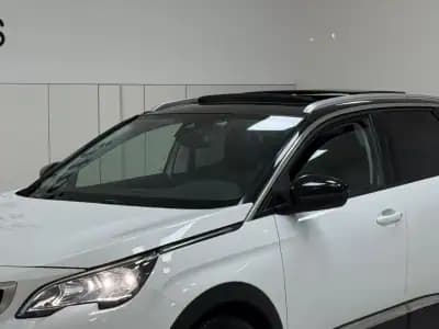 Sell Peugeot 3008 2019 - 18990 EUR, 130000 km - AUTO.MOTO.pt
