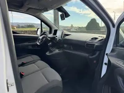 Vendo Peugeot Partner 2019 - 13990 EUR, 150000 km - AUTO.MOTO.pt