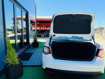 Vendo Volkswagen Jetta 2010 - 8000 EUR, 170000 km - AUTO.MOTO.pt