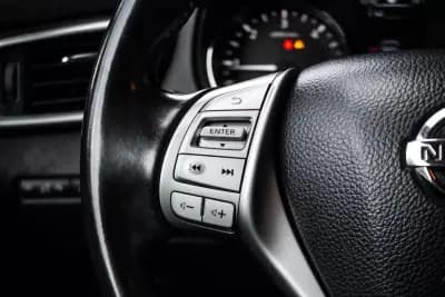 Vendo Nissan Qashqai 2014 - 13990 EUR, 133381 km - AUTO.MOTO.pt