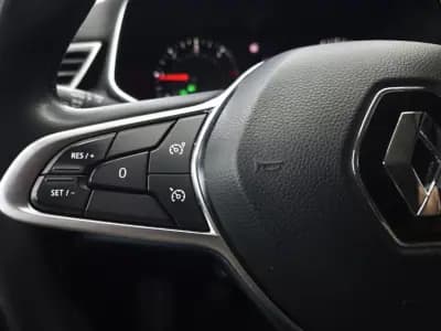 Sell Renault Clio 2020 - 13450 EUR, 185157 km - AUTO.MOTO.pt