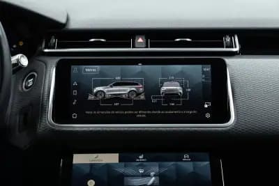 Sell Land Rover Range Rover Velar 2021 - 51950 EUR, 76000 km - AUTO.MOTO.pt