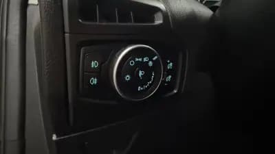 Sell Ford Focus 2018 - 9990 EUR, 168157 km - AUTO.MOTO.pt