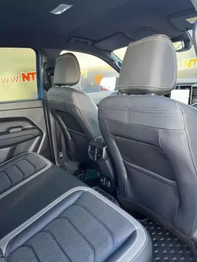 Vendo Volkswagen Amarok 2024 - 74900 EUR, 9880 km - AUTO.MOTO.pt